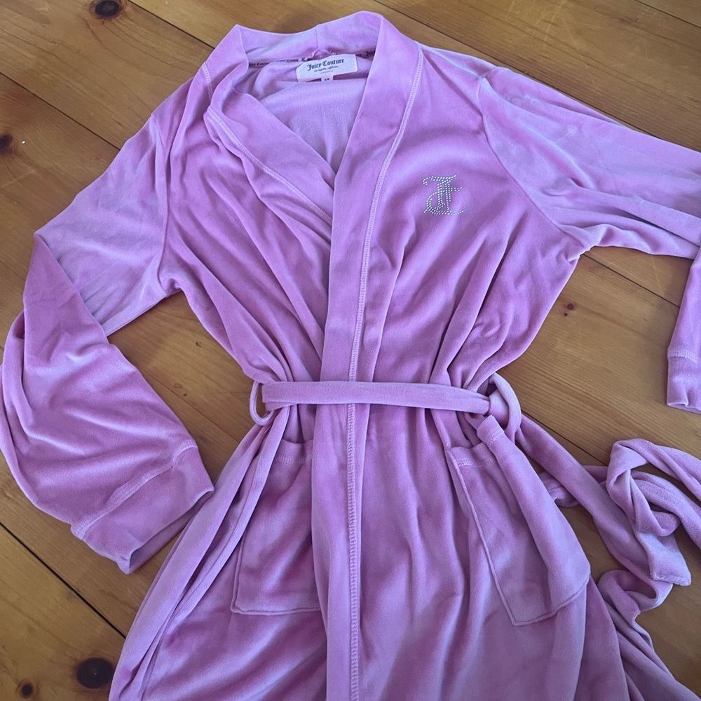 Juicy Couture Velour Robe